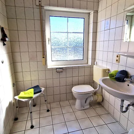 Gaestehaus Kuehn Og Links N4 Norddeich (Norden)