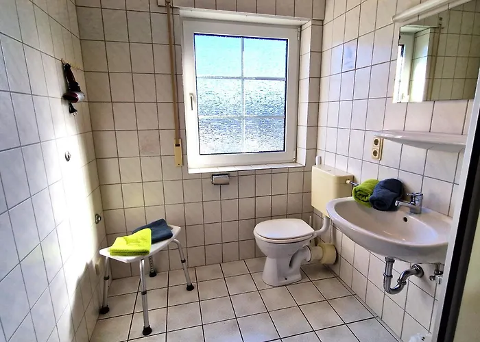 Gaestehaus Kuehn Og Links N4 Norddeich (Norden)